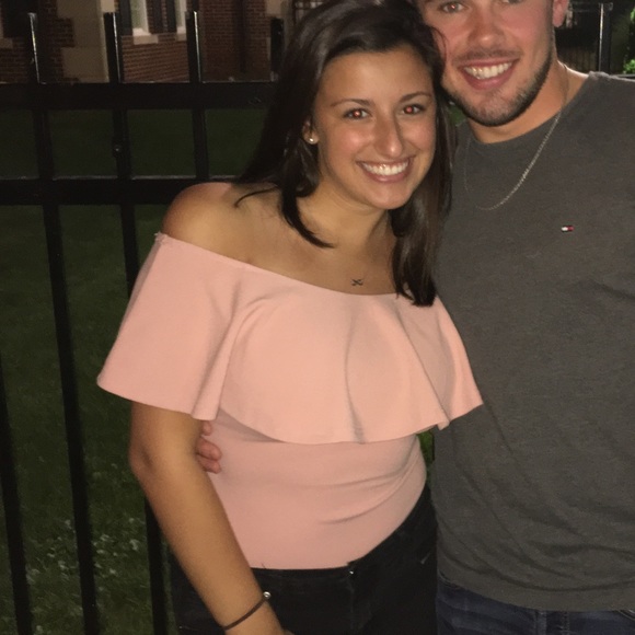 Blush pink off-the-shoulder body suit - Picture 2 of 2